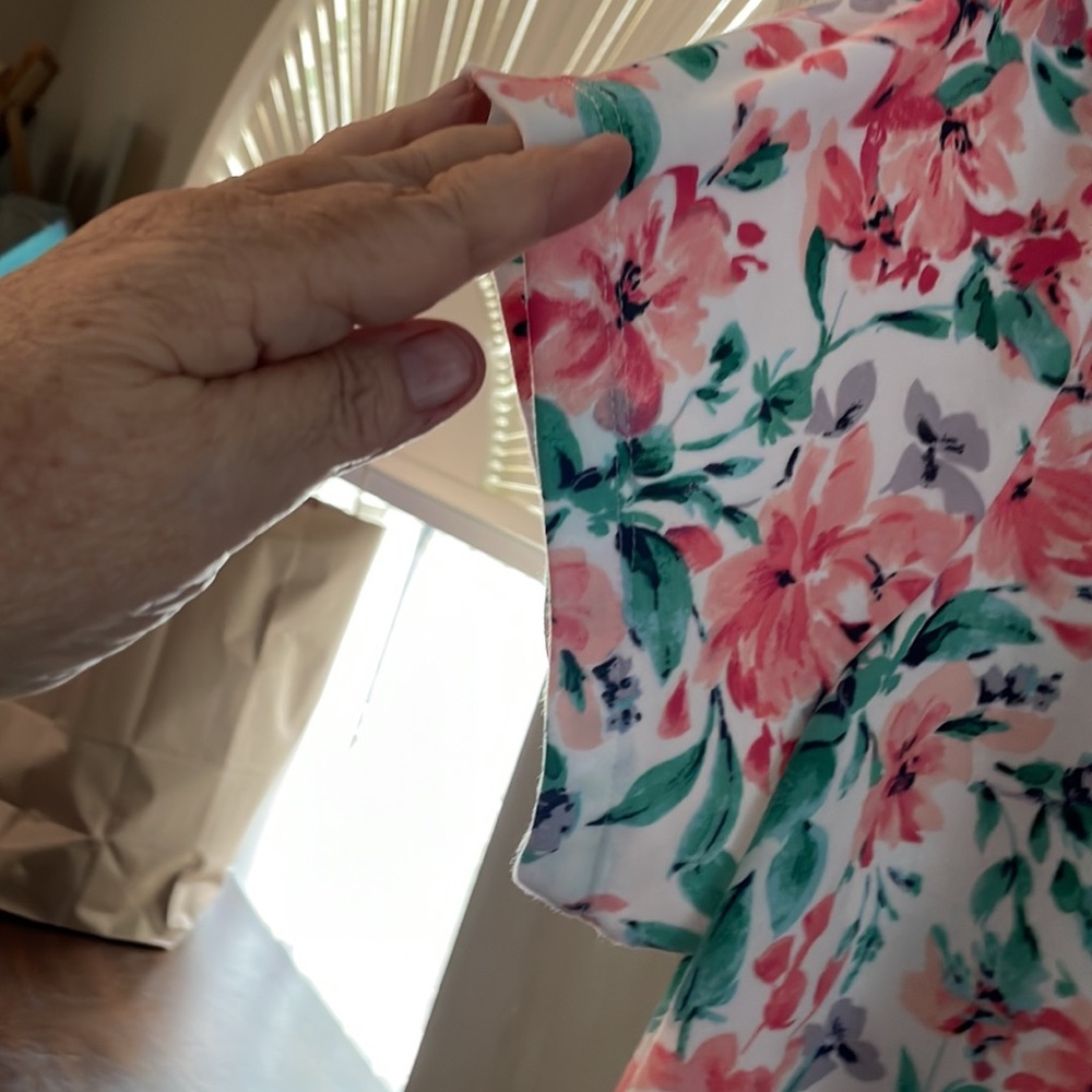 NWT Karen Scott Floral T-Shirt - Picture 3 of 5